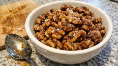 Gebrannte Baumnüsse mit Fleur de sel – knusprig, würzig und einfach gemacht