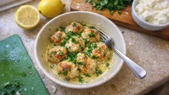 Pouletbällli mit Zitrone: saftig, cremig und in 30 Minuten auf dem Tisch