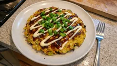 Kabis-Omelette nach Okonomiyaki-Art: knusprig aus der Pfanne, schnell fürs Znacht