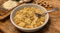 Lagane e ceci: hausgemachte Pasta mit Kichererbsen, einfach und wunderbar rustikal