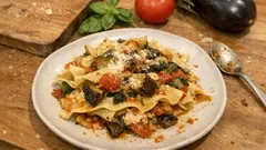 Offene Gemüselasagne mit Aubergine und Mozzarella – leicht, fein und schnell gemacht