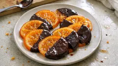 Kandierte Orangenscheiben mit dunkler Schokolade – Schritt für Schritt zum feinen Konfekt