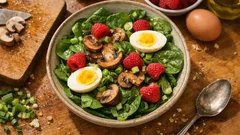 Jungspinat-Salat mit Himbeeren und Pilzen – leicht, frisch und schnell gemacht