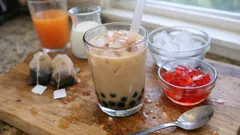 Bubble Tea selber machen – einfaches Rezept mit fruchtigem Gelée