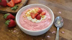 Erdbeer-Mousse im Glas: luftig, cremig und erstaunlich einfach